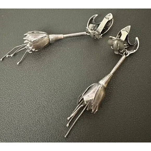 Antonio Pineda Taxco Mexico 970 Silver Flower floral Drop Clip Earrings